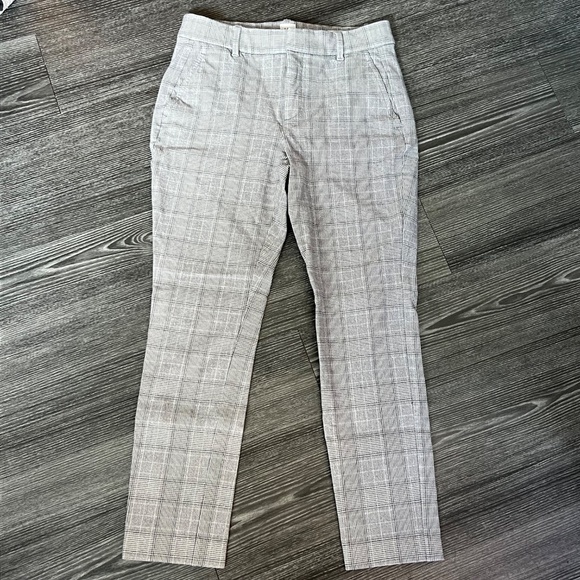 GAP Signature Skinny Ankle Plaid Dress Pants | Size 4 - Picture 2 of 5